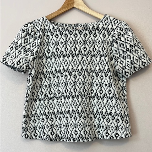 Philosophy Ikat Print Textured Puff Short Sleeve Top Sz Small Black White Boho - Picture 1 of 8